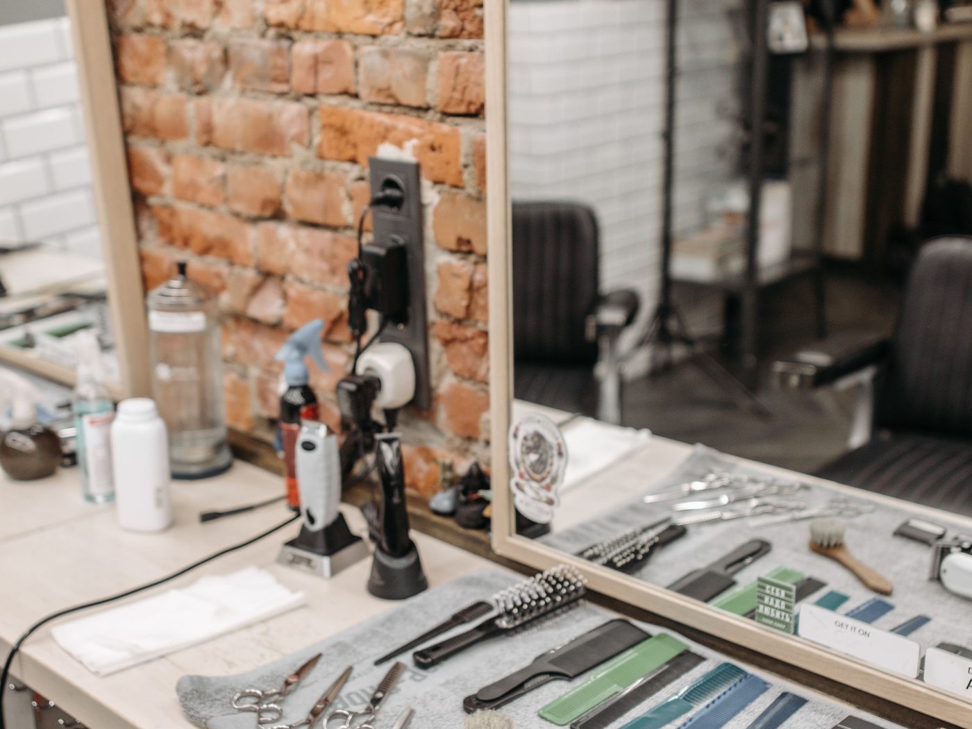 Clippers, combs and brushes laid out